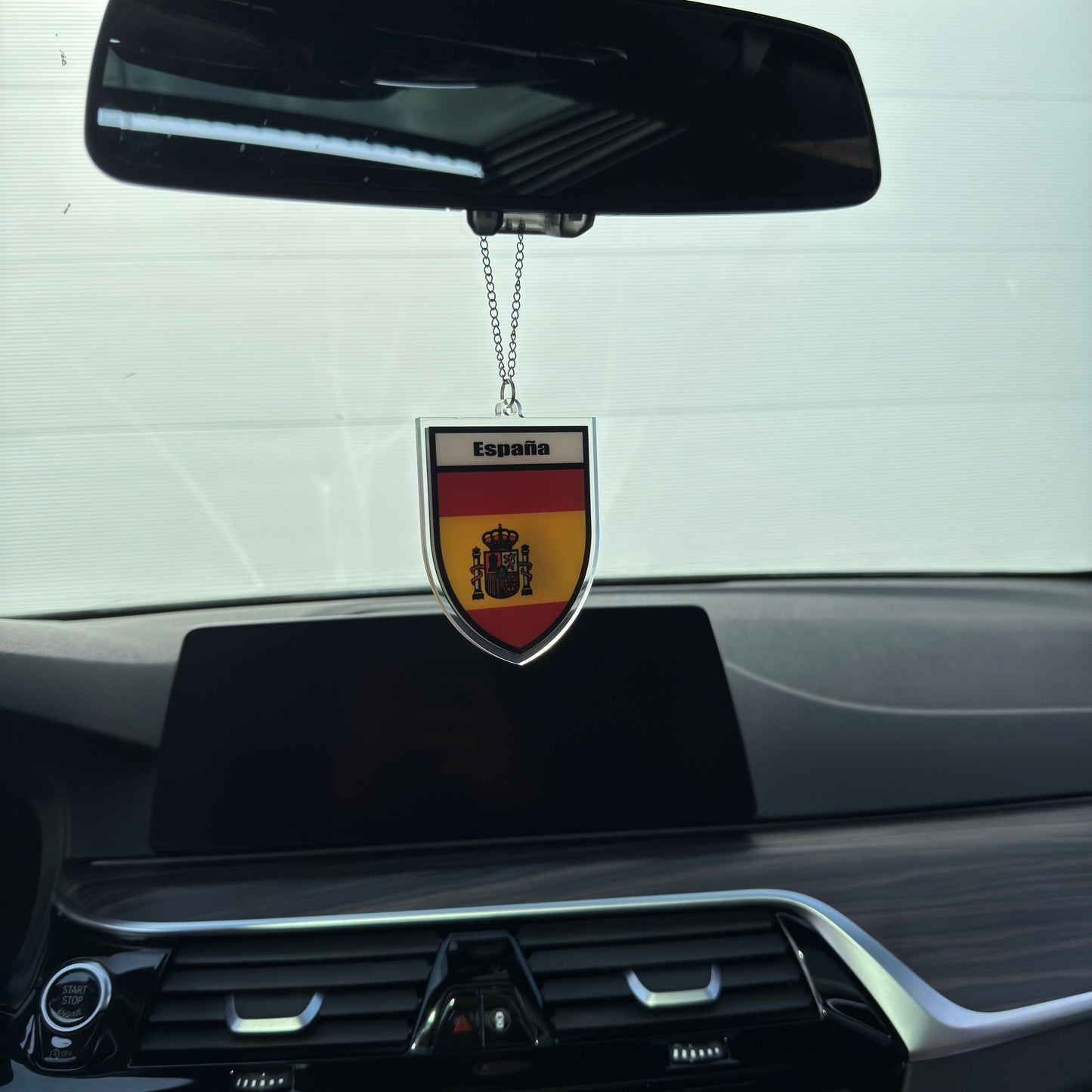Spanien Wappen Farbig - Autospiegel-Anhänger + Kette