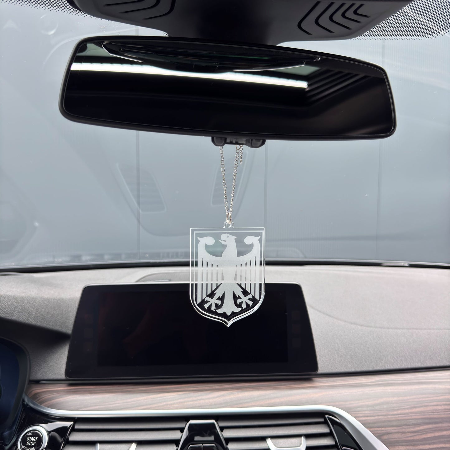 Deutschland Wappen Transparent - Autospiegel-Anhänger + Kette