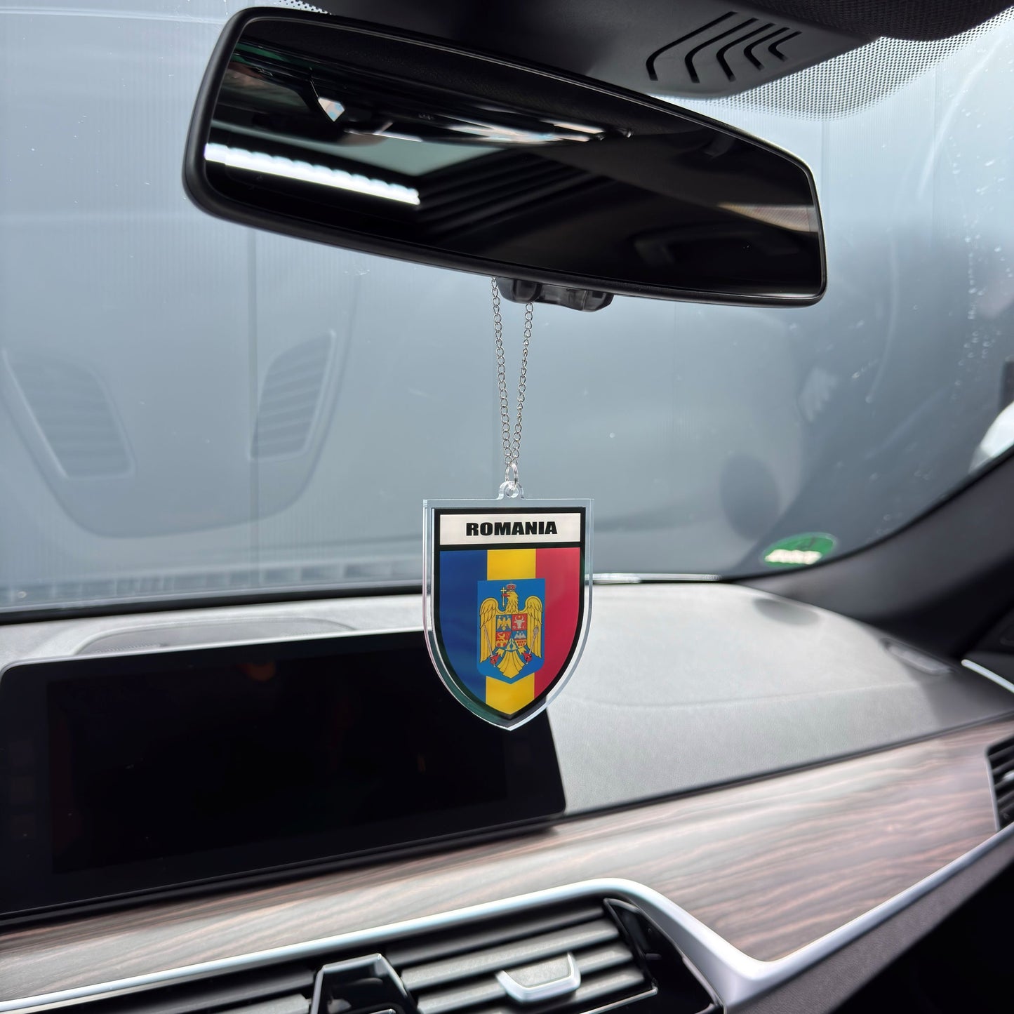 Rumänien Wappen Farbig - Autospiegel-Anhänger + Kette