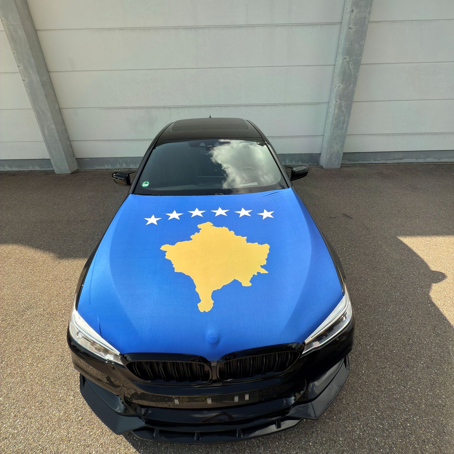Kosovo Motorhauben-Flagge - für Hochzeitskolonnen oder Events